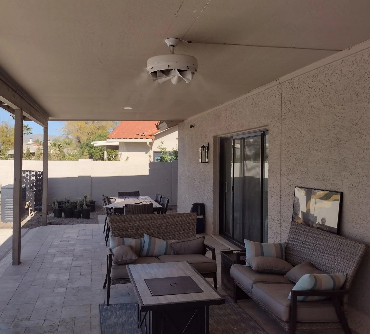 Cyclone in Outdoor Dining Setting